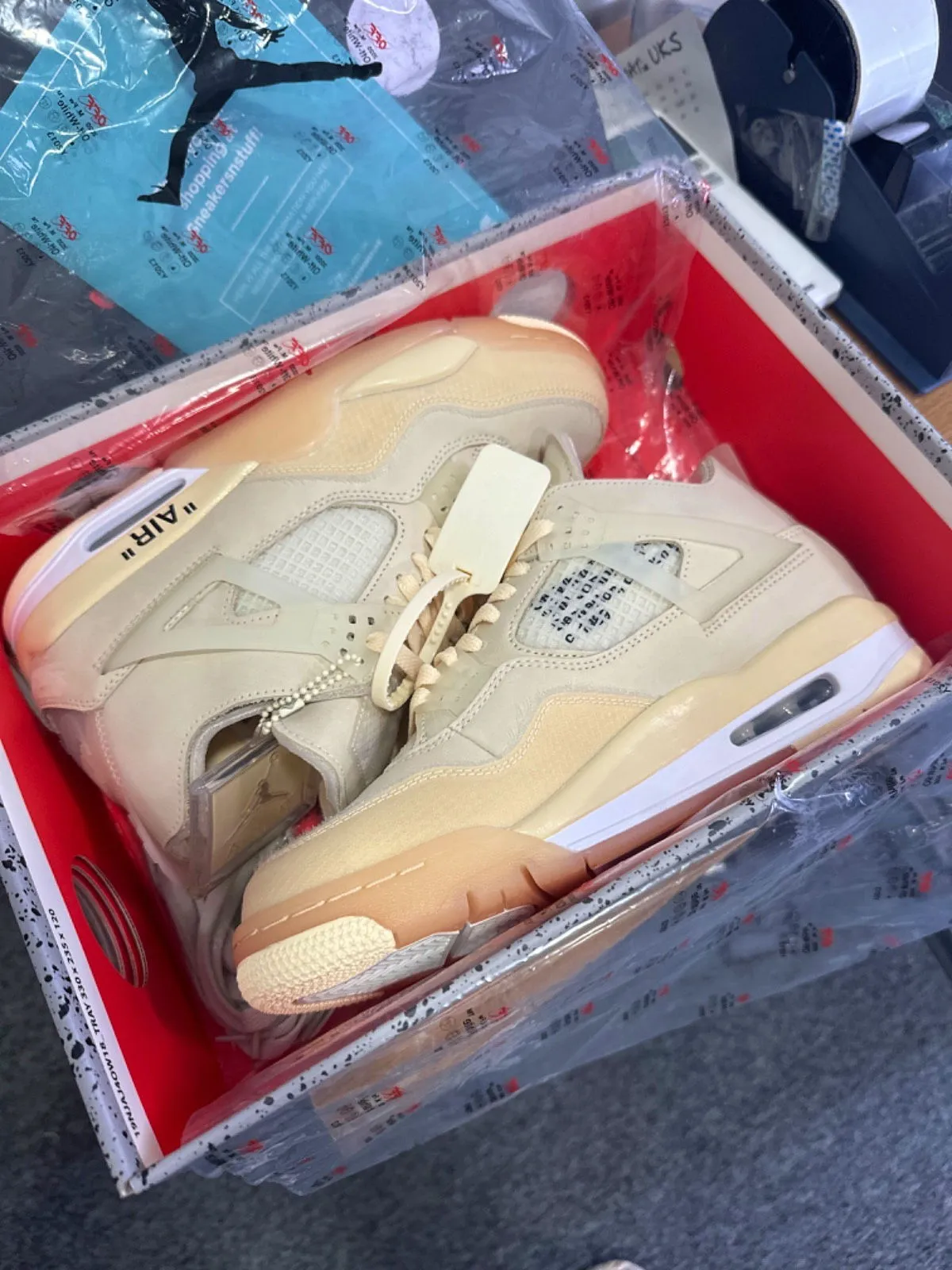 Air Jordan CV9388 Off-White Sail/Muslin 4 Retro SP Trainers UK 7 
