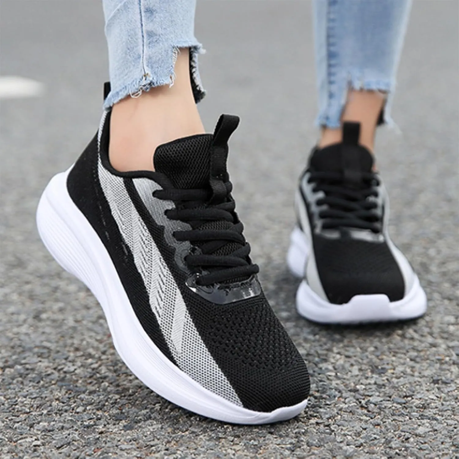 Athletic Shoes Women Fashion Lace Up Comfortable Soft Sole Sneakers Summer Lightweight Breathable Mesh Workout Shoes