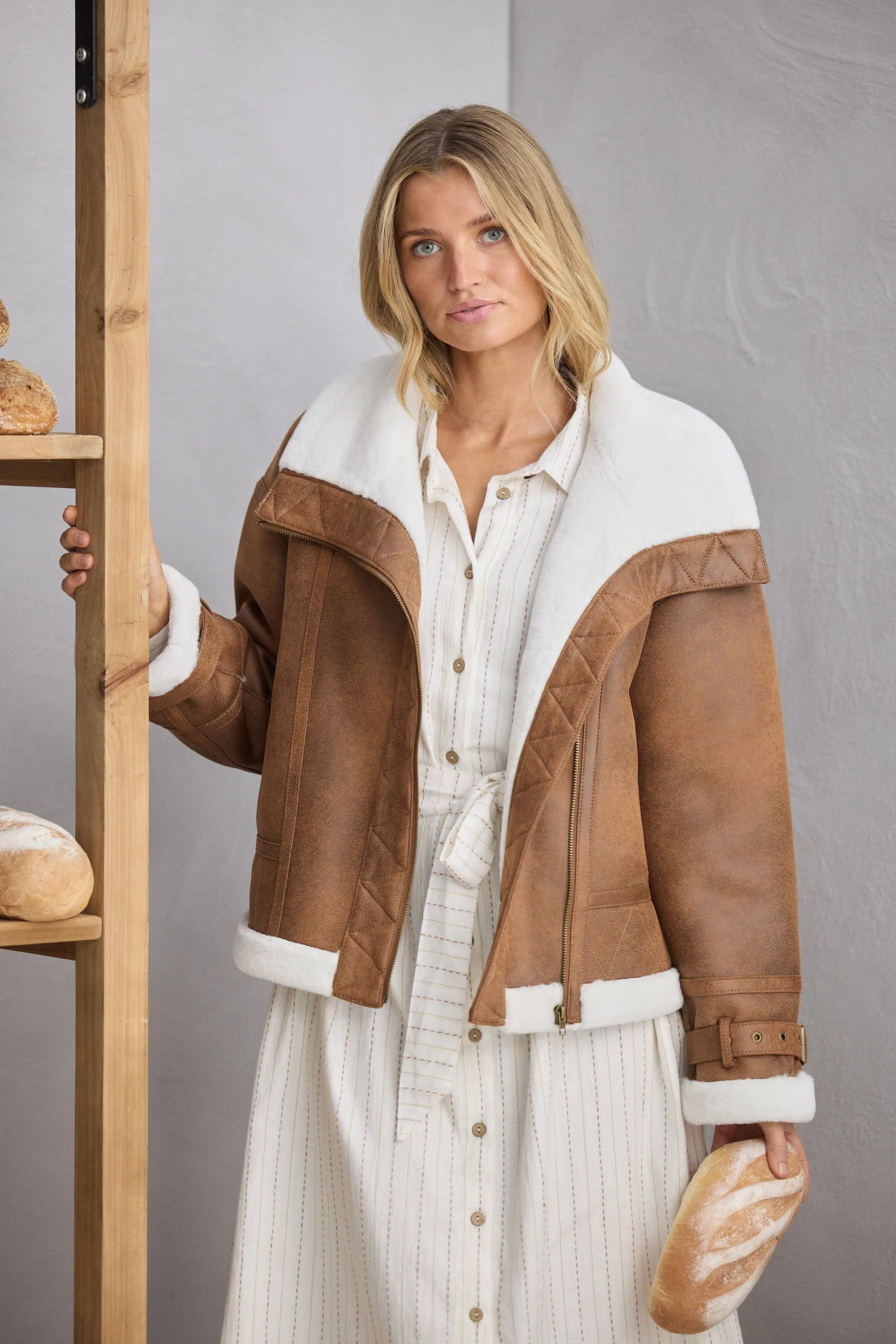 Kalo Jacket - Tan