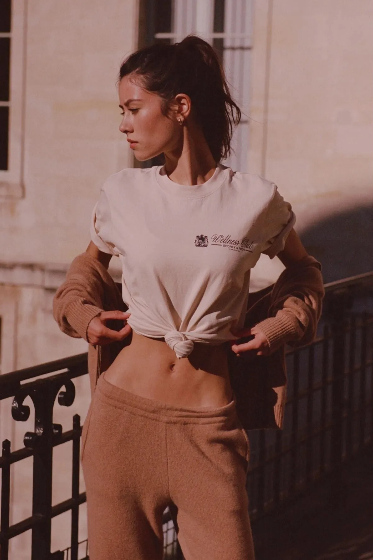 Sporty & Rich Unicorn Crest T-Shirt - Cream/ Navy