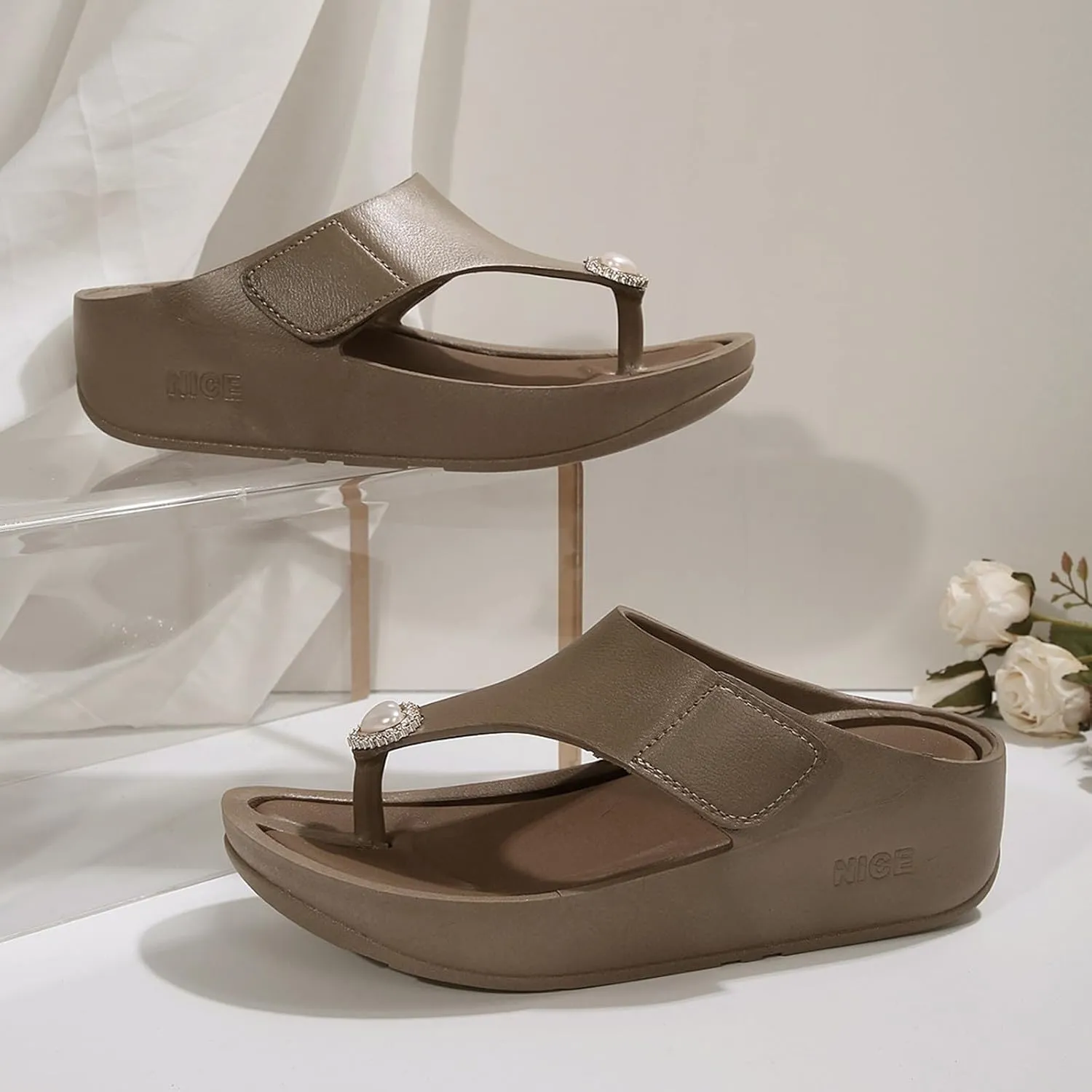 Stylish Beach Sandals for Women Comfortable Summer Footwear Vacation Flat Slippers Seaside Sandals