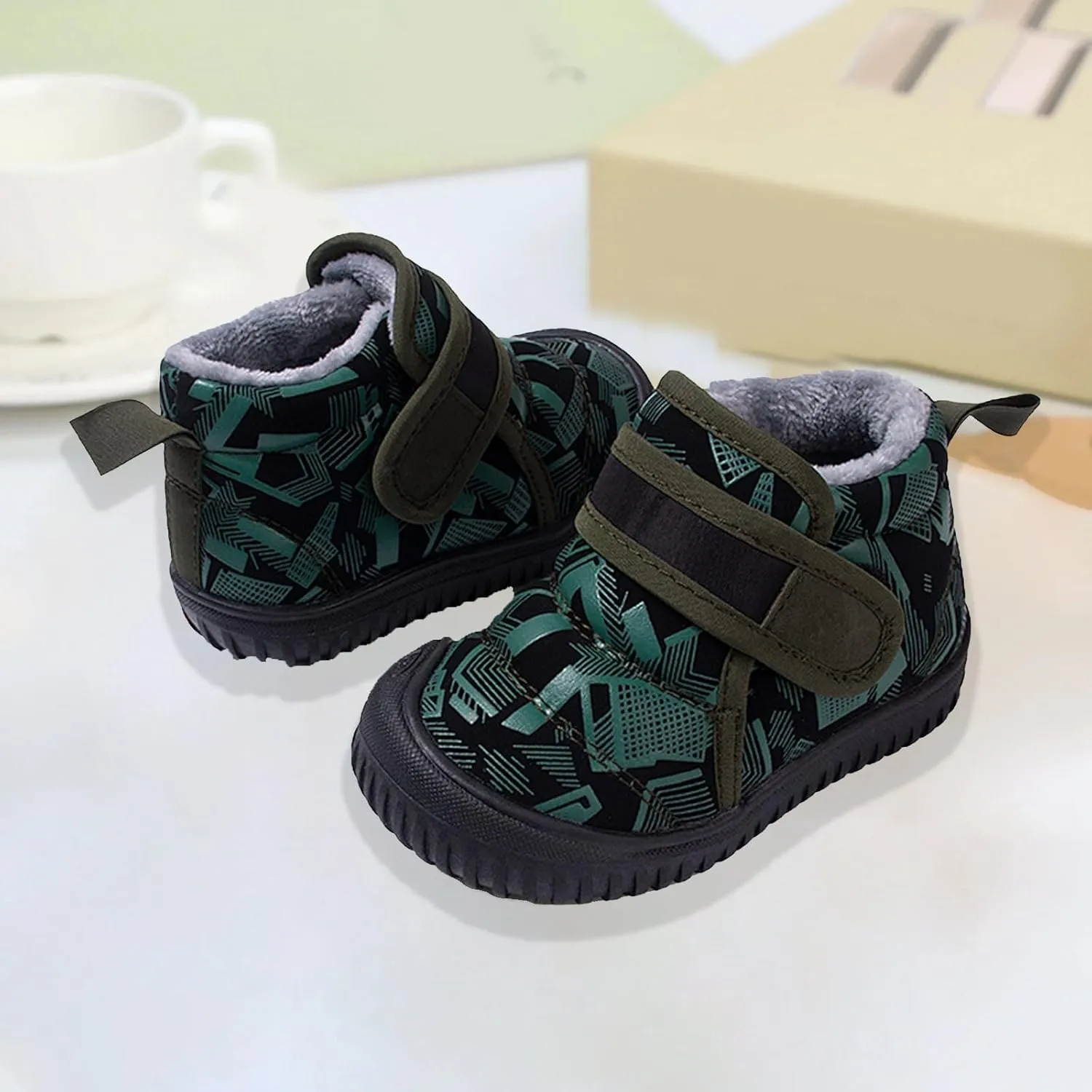 Toddler Plush Ankle Boots Little Boys Girls High Top Hiking Shoes Winter Furry Cozy Outdoor Sport Athletic Sneaker