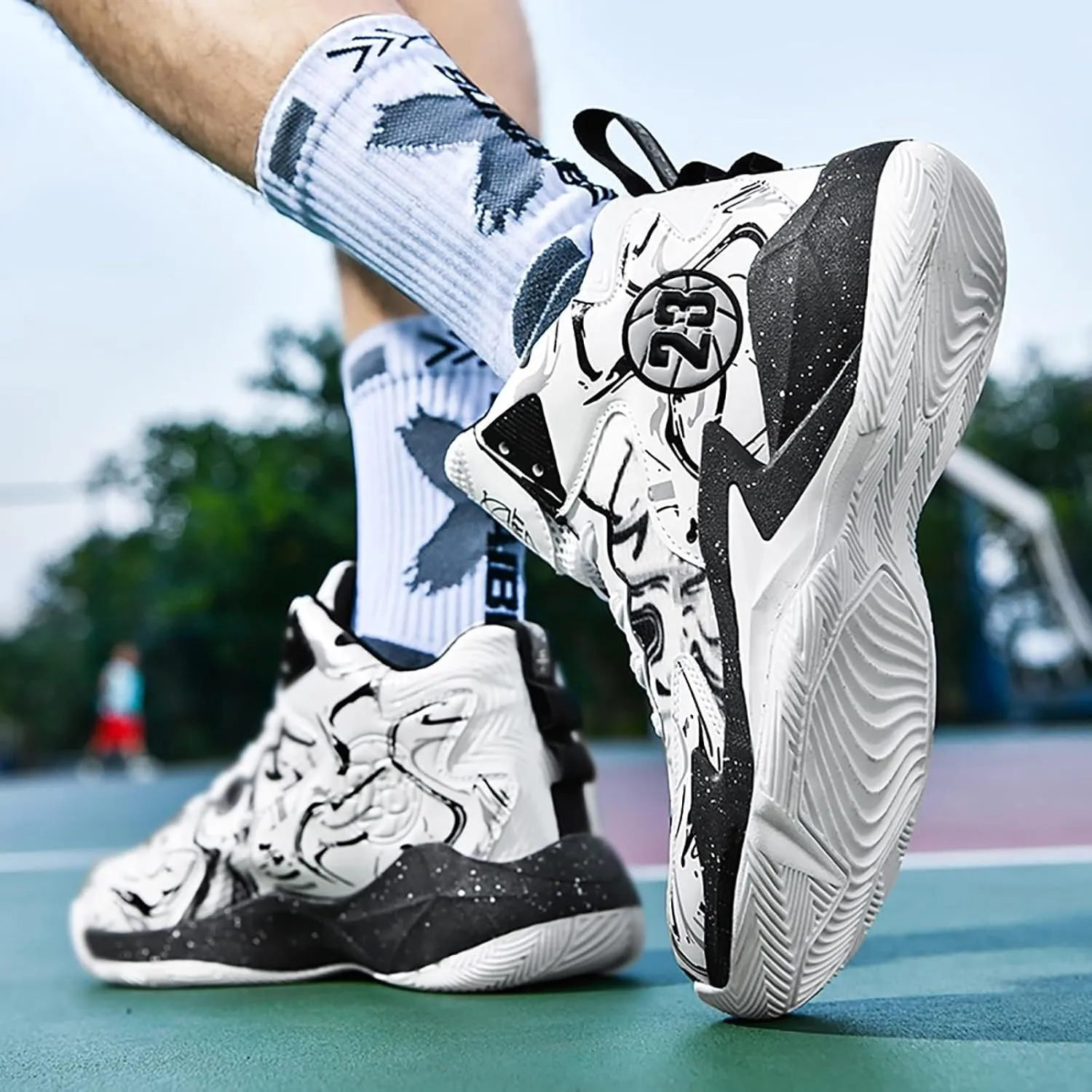 Unisex Basketball Shoes Anti Slip Breathable Fashionable Graffiti Sports Training Boots