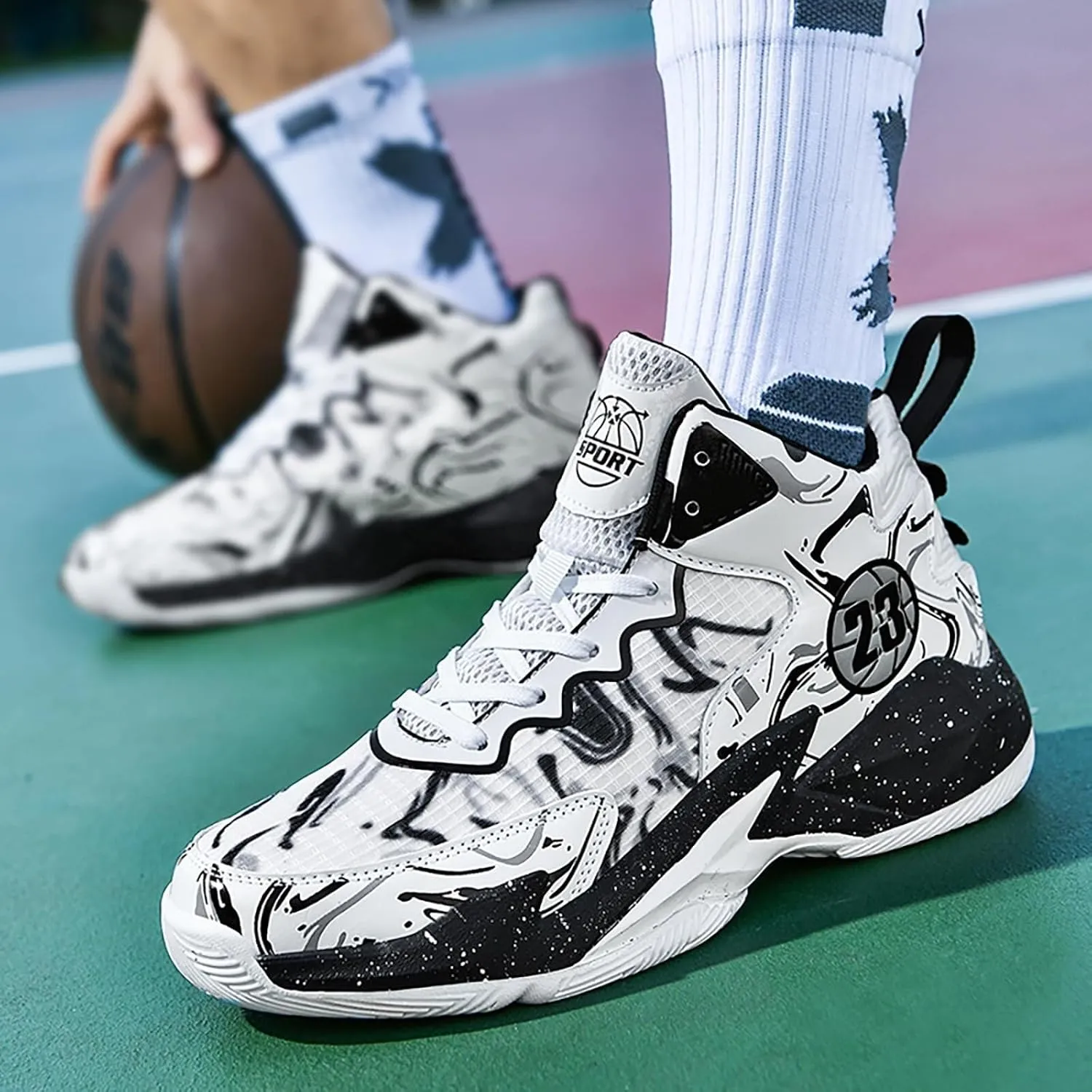 Unisex Basketball Shoes Anti Slip Breathable Fashionable Graffiti Sports Training Boots