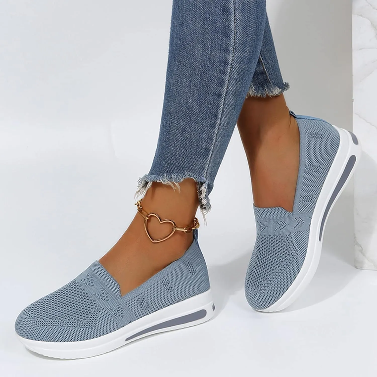 Womens Casual Slip On Loafers Comfortable Walking Shoes Lightweight Canvas Sneakers Flat Non Slip Flats