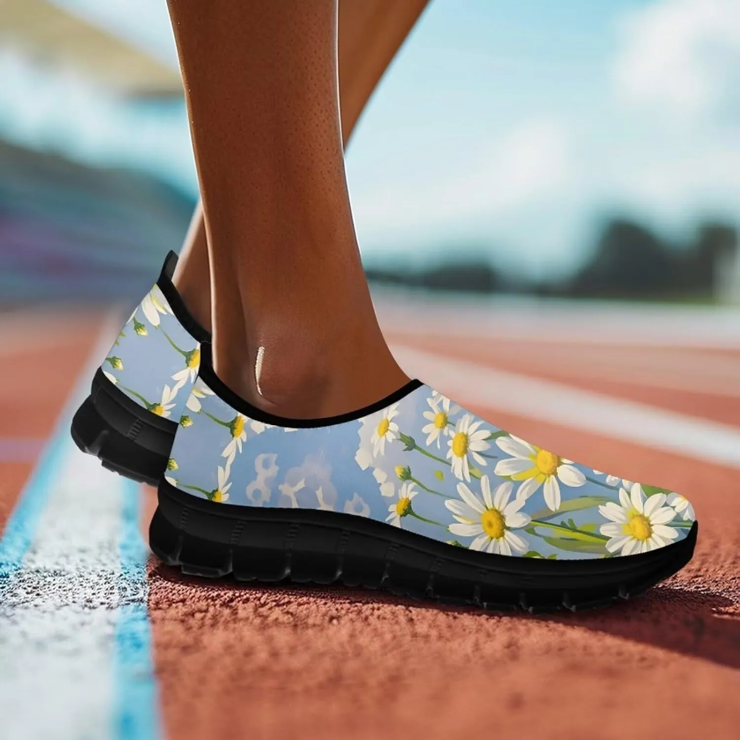 Women's Slip On Walking Shoes Anti Slip Casual Running Stylish Mesh Lightweight Sneakers
