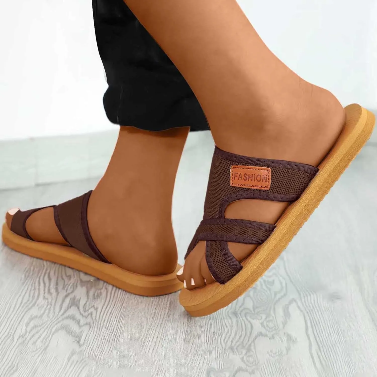 Women's Stylish Casual Flip Flops Perfect for Outdoor Activities Beach Travel and Everyday Wear