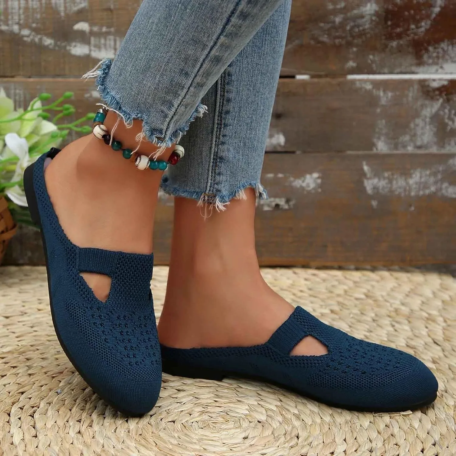 Women's Summer Slippers Comfortable Closed Toe Breathable Mesh Casual Shoes Lightweight For Daily Wear Jeans