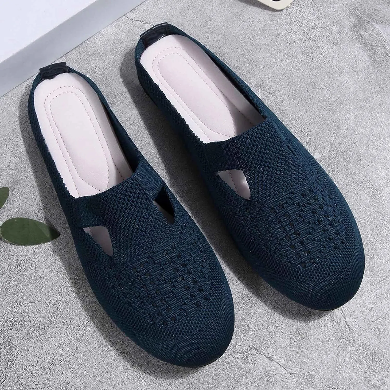 Women's Summer Slippers Comfortable Closed Toe Breathable Mesh Casual Shoes Lightweight For Daily Wear Jeans
